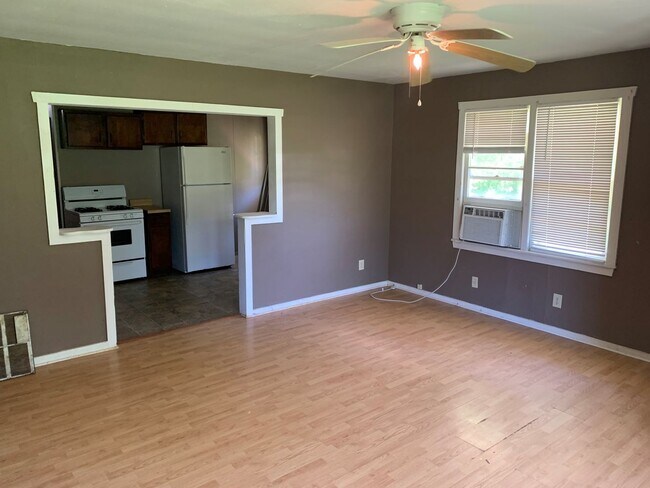 Photo - 7626-MF2-E4 Unidad B