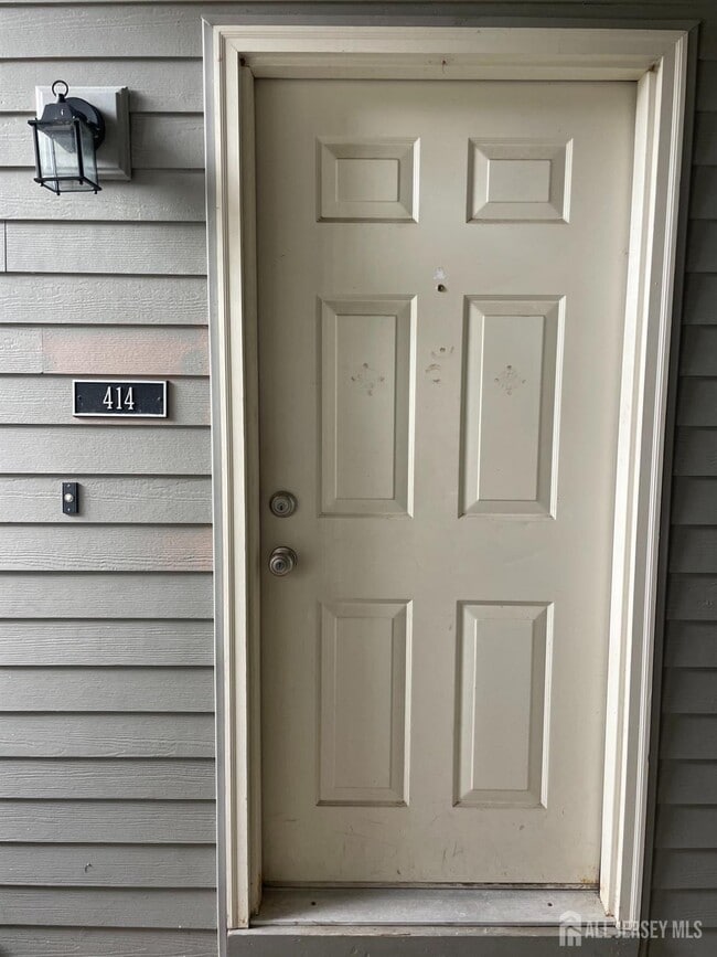 Photo - 414 Ravens Crest Dr