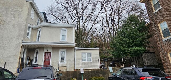 Photo - 163 Roxborough Ave