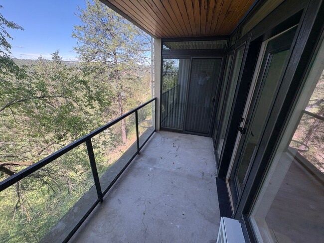 Photo - 358 S Coeur D'alene St