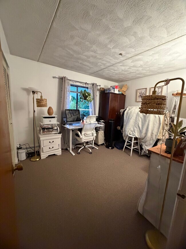179 Adams St Unit 40