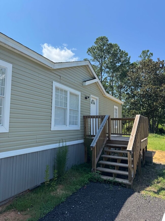 Photo - Navarre Home for rent!