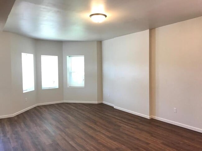 Photo - 1416 Union Blvd