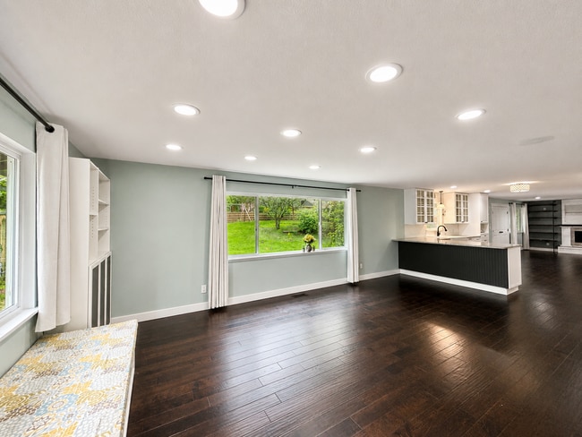 Photo - Gorgeous 3B2B Home in Prime Education Hill Location!