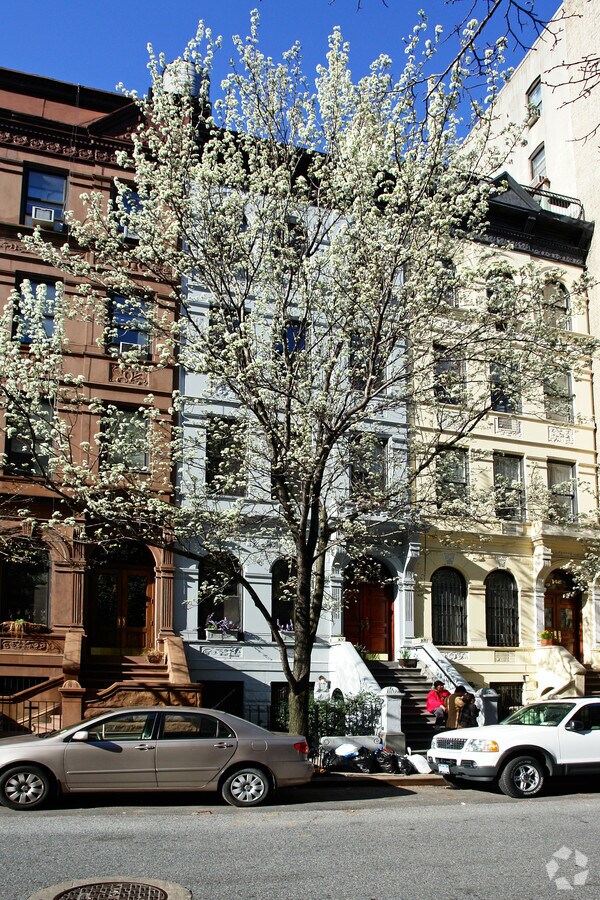 Photo - 146 West 80th Street (k9)