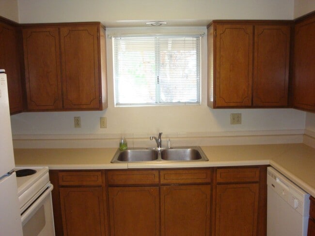 Photo - Black Butte Unit B