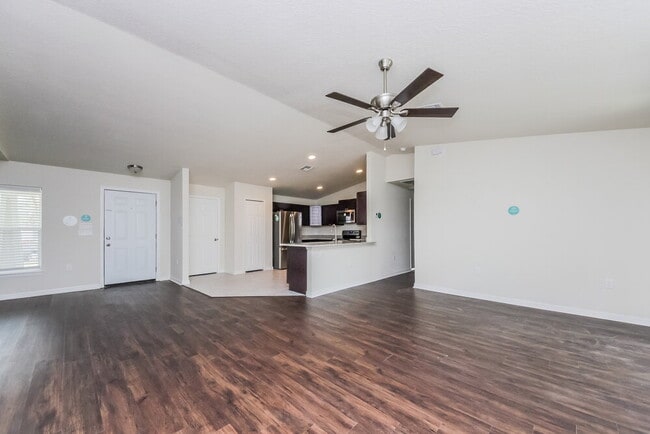 Photo - 938 Nancy Ct