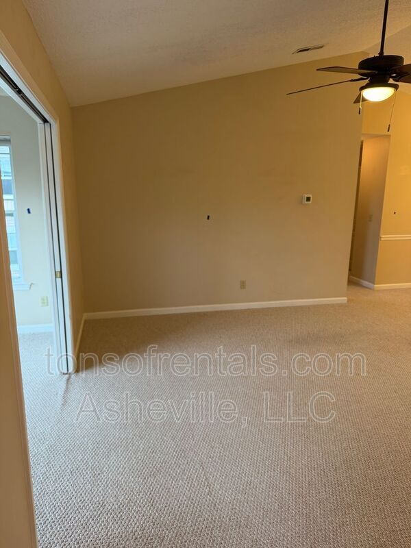 Photo - 149 Morningside Ln