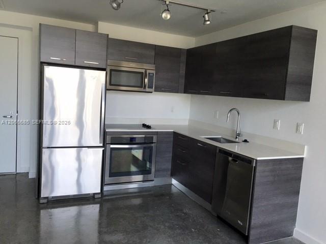 Photo - 151 SE 1st St Unidad 2207