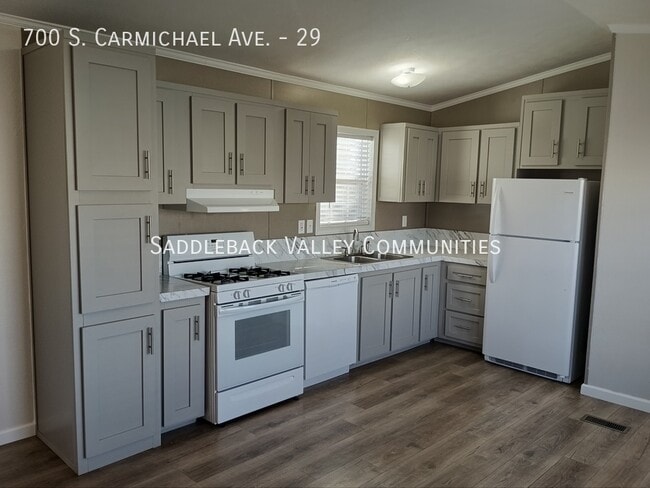 Photo - 700 S Carmichael Ave