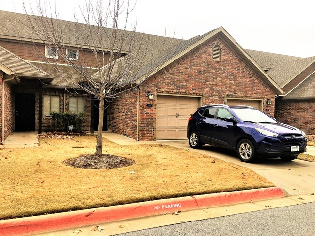 Photo - 3209 W Montrail Pl