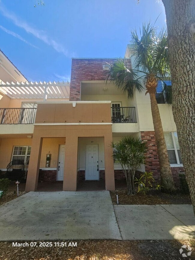Building Photo - Discover the perfect blend of comfort and ... Rental