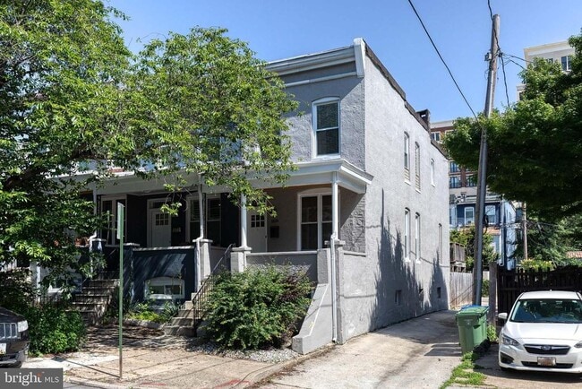 Photo - 800 Union Ave Townhome