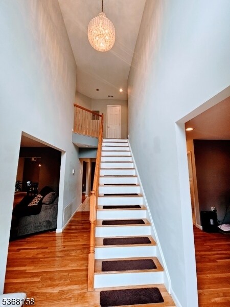 Photo - 30 Custer Ave