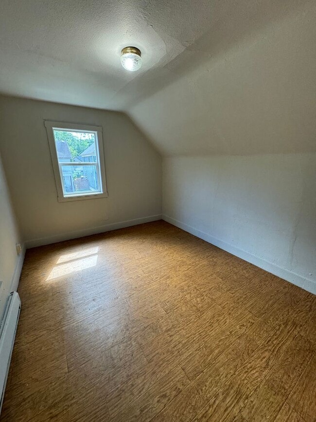 Photo - 429 Perry Ave Unit 429 Perry Ave #2
