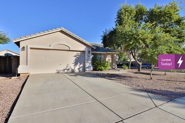 Photo - 16578 W Saguaro Ln