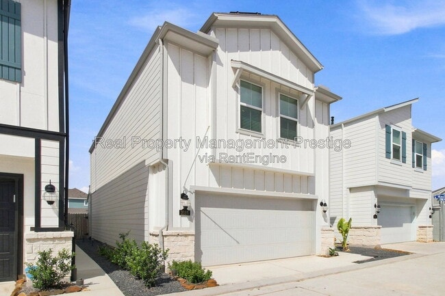 Building Photo - 2186 Shady Pear