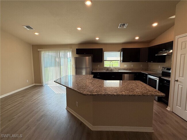 Photo - 2915 NW 6th Pl House