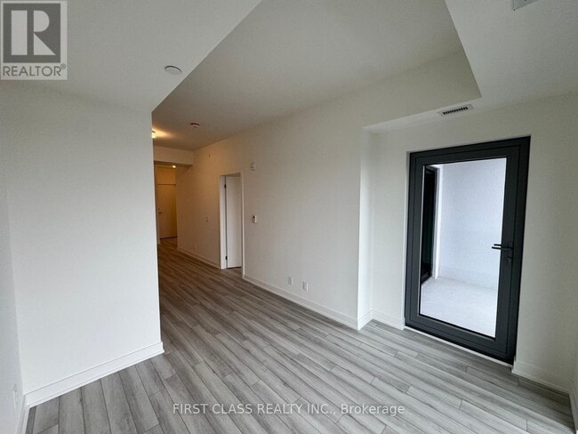 Photo - 51 Clarington Blvd Unité 704