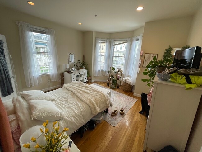 65 Saint Marys St