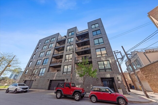 Building Photo - 650 N Morgan St Unit 404