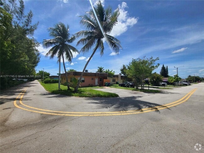 Building Photo - 20833 NW 25th Ave Rental