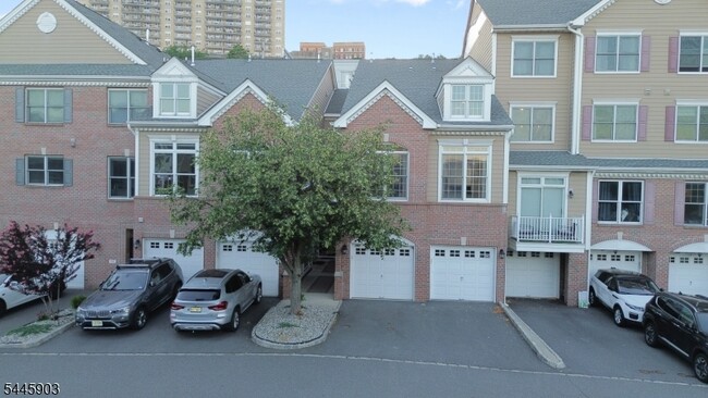 Building Photo - 169 Price Ct