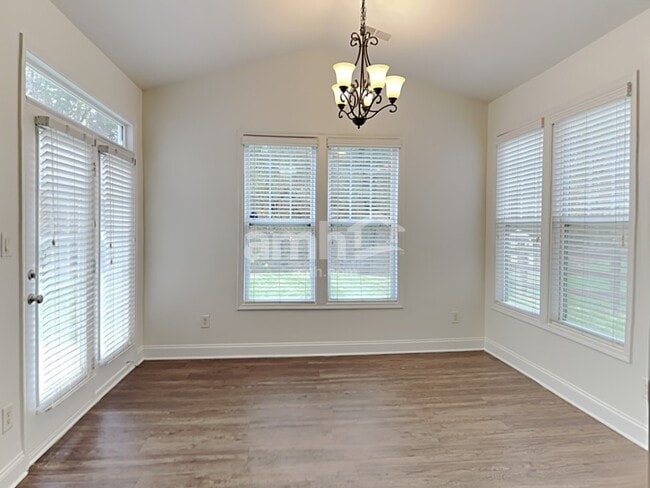 Photo - 10502 Carver Falls Rd