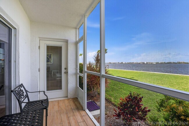 1516 S Lakeside Dr Unit 103