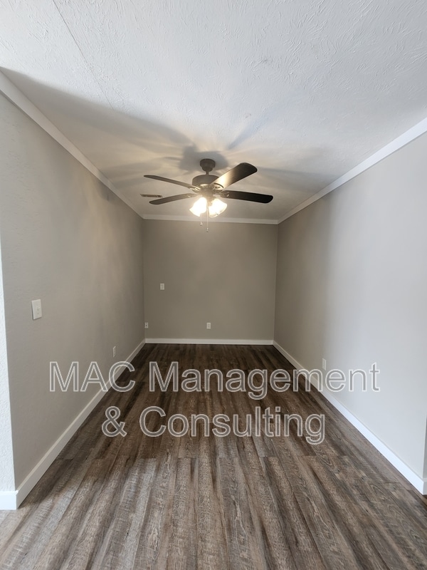 Photo - 1501 Autumn Ave