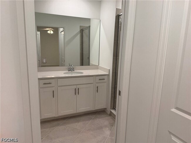 Building Photo - 18411 Copperhead Dr Unit 337