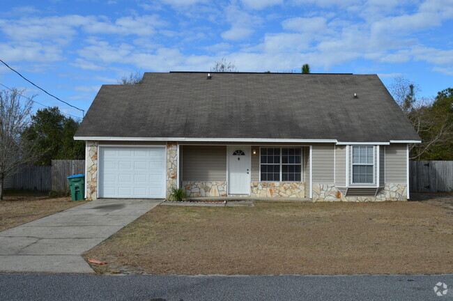 Building Photo - 123 Oak Terrace Dr Rental