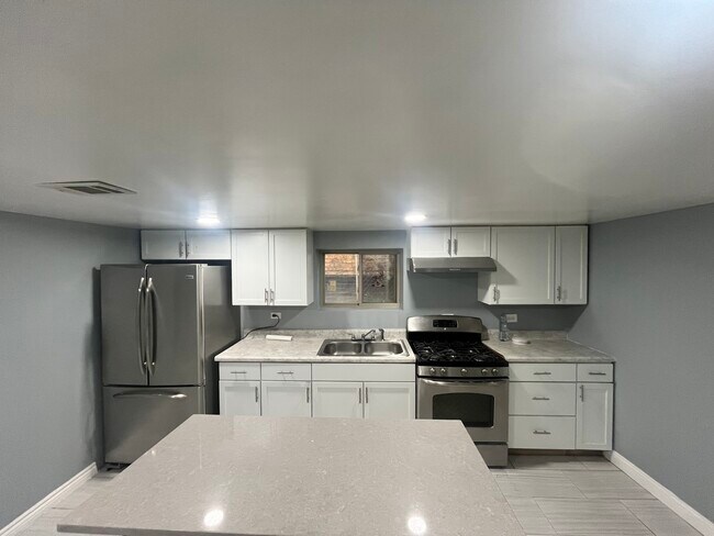 Photo - 6222 S Albany Ave Unit Garden