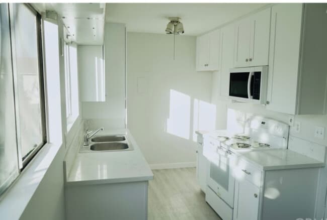 Photo - 23232 Orange Ave Unidad 2