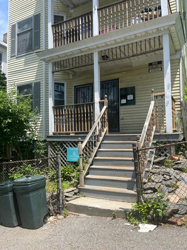 Photo - 37 Columbia St Unit 1