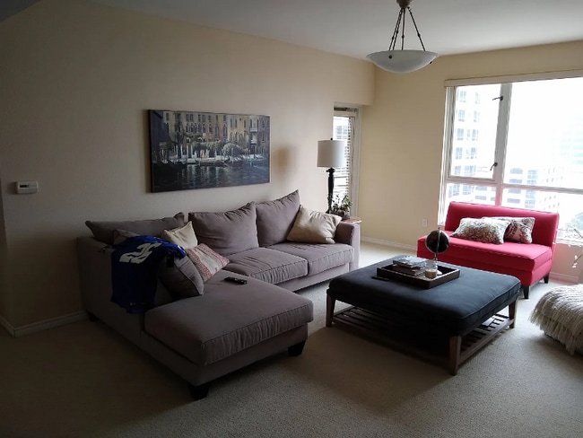 Photo - 1240 India St Unidad 1203