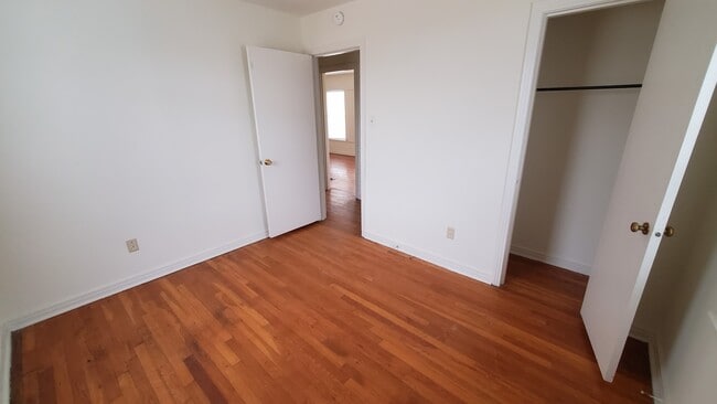 Photo - 3 Bedroom in Southlawn with Garage