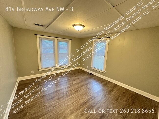 Photo - 814 Broadway Ave NW Unit 3