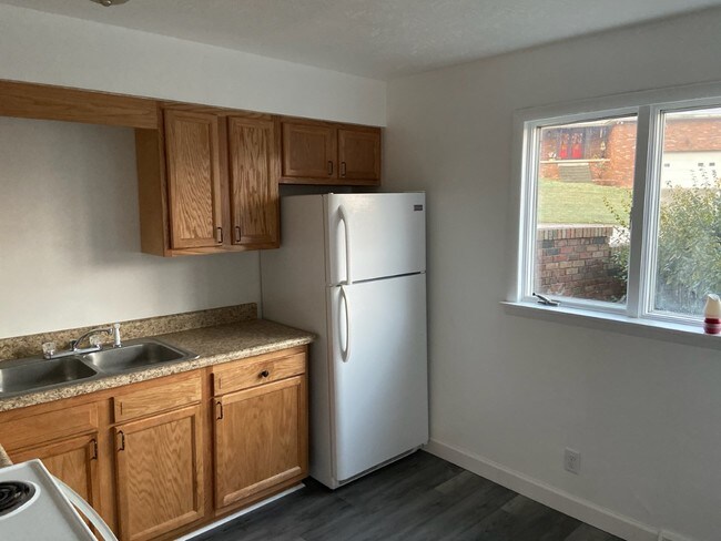 Photo - 141 Paige Ct Exd Unit A