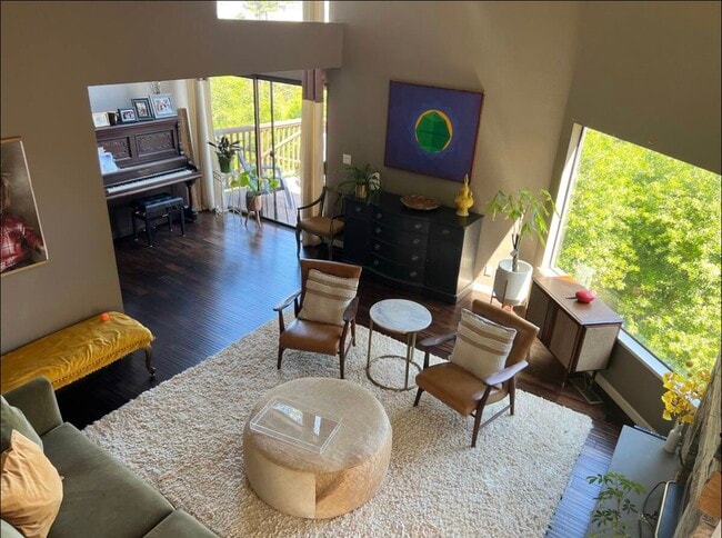 Living room with views and fireplace - 108 Oakmont Ave