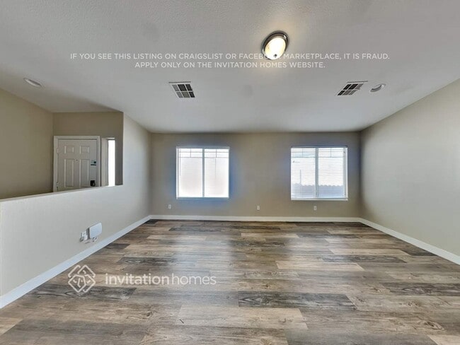 Photo - 426 Waterbrook Dr