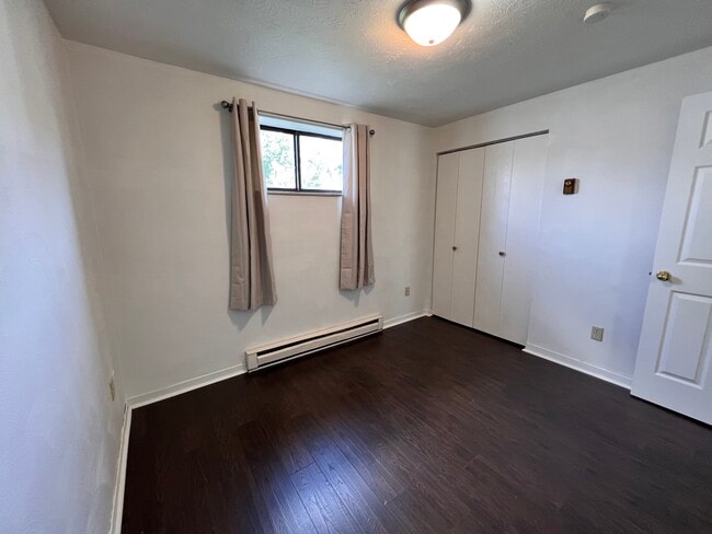 Photo - 900 Market St