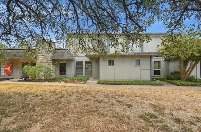 807 Castle Ridge Rd