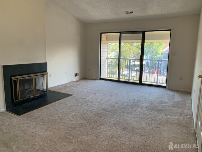 Photo - 17 Voscek Ct