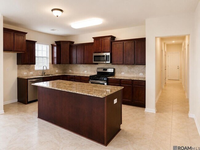Photo - 1418 Gardenia Ln
