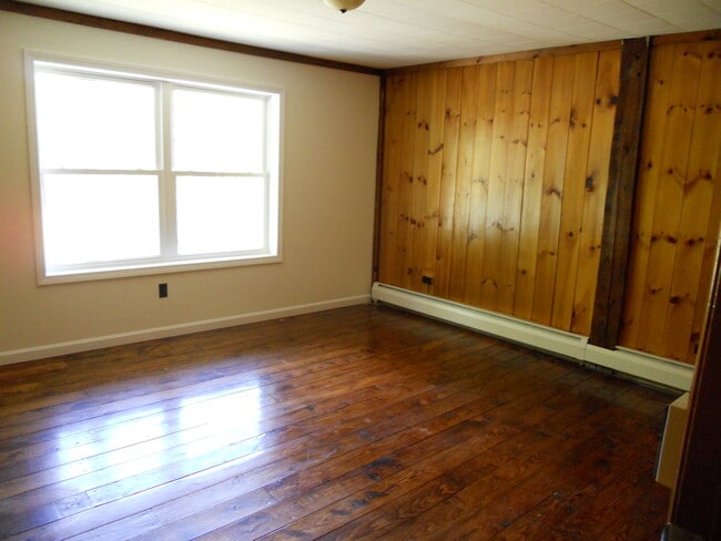Photo - 1000 Main Rd Unit Apt 1