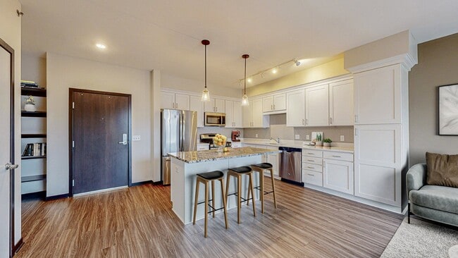 The Shoreham Apartments