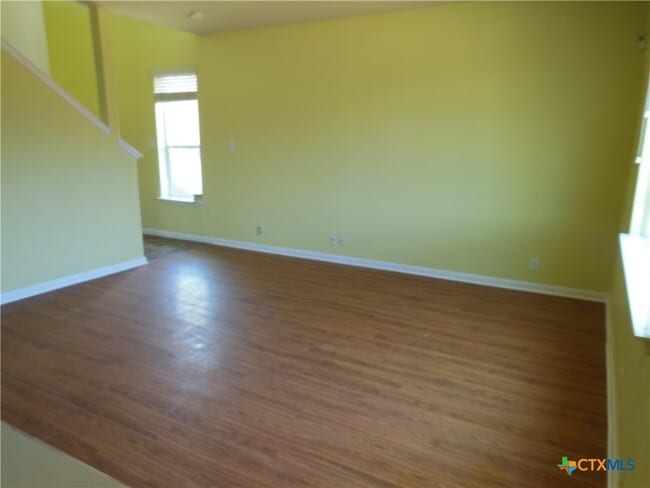 Photo - 753 Great Oaks Dr