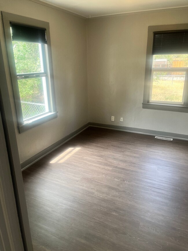 Photo - 1409 Hanover St