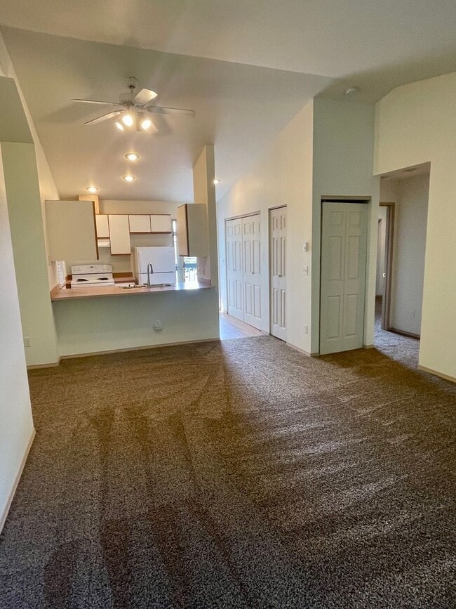 Photo - 2-Bedroom Apartment near Walking Trails and Whatcom Falls Park Unidad # 201